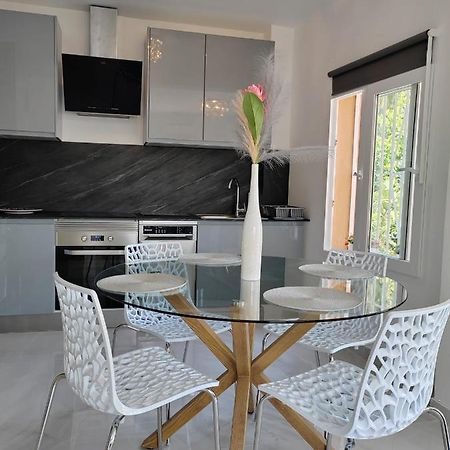 Apartamento La Torre,200M Hasta La Playa Benalmádena Eksteriør billede