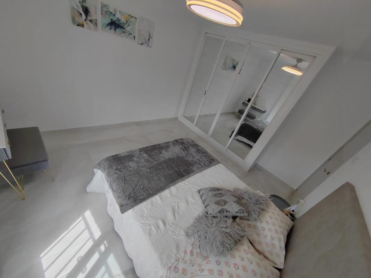 Apartamento La Torre,200M Hasta La Playa Benalmádena Eksteriør billede