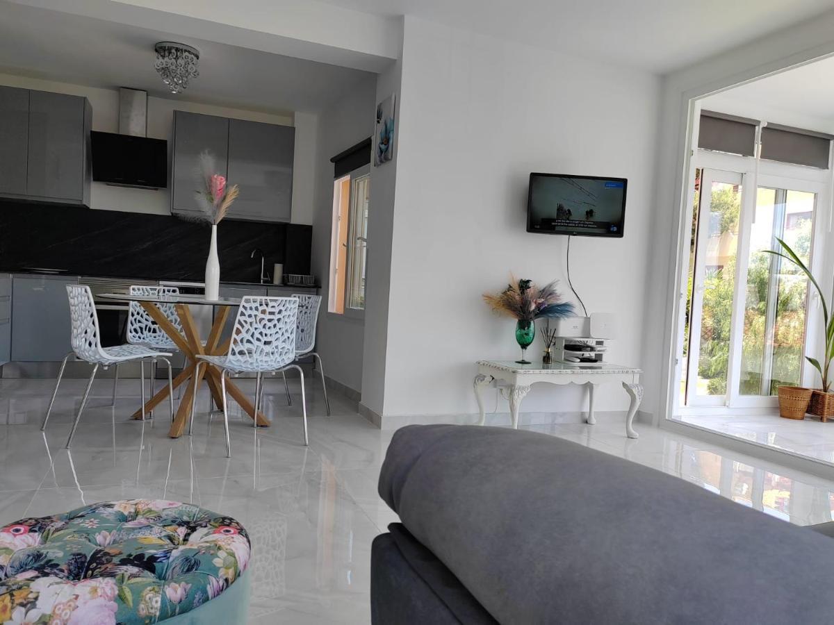 Apartamento La Torre,200M Hasta La Playa Benalmádena Eksteriør billede