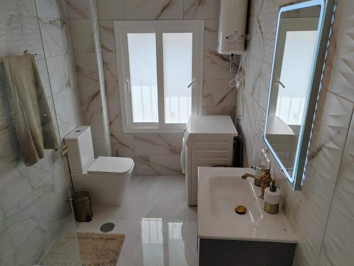 Apartamento La Torre,200M Hasta La Playa Benalmádena Eksteriør billede