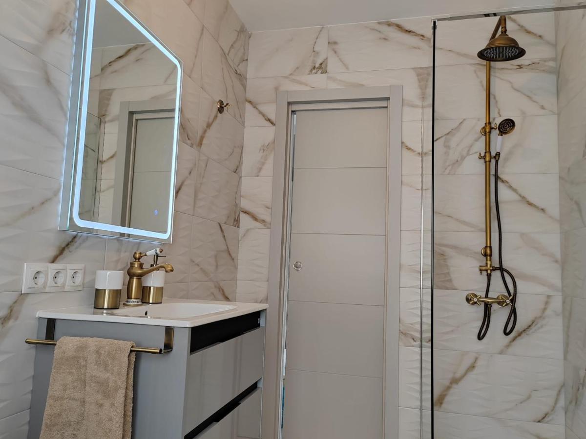 Apartamento La Torre,200M Hasta La Playa Benalmádena Eksteriør billede
