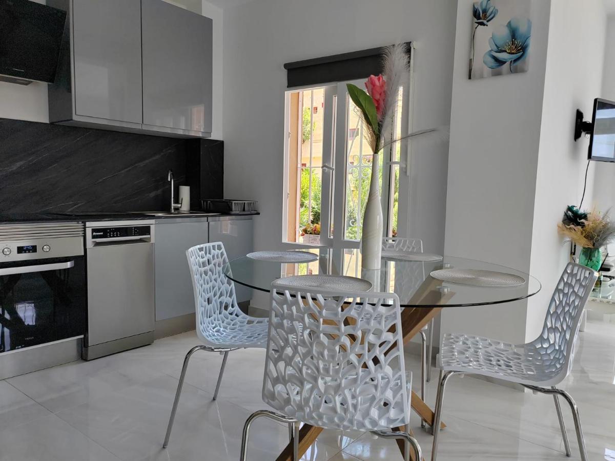 Apartamento La Torre,200M Hasta La Playa Benalmádena Eksteriør billede