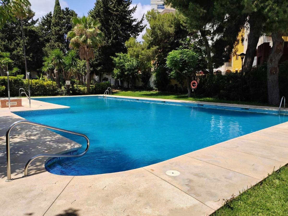 Apartamento La Torre,200M Hasta La Playa Benalmádena Eksteriør billede
