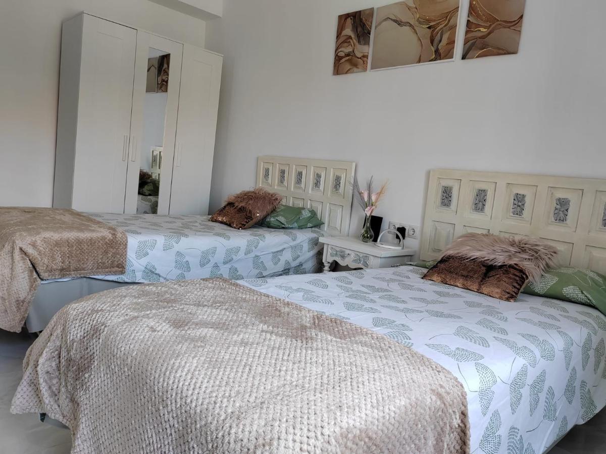 Apartamento La Torre,200M Hasta La Playa Benalmádena Eksteriør billede