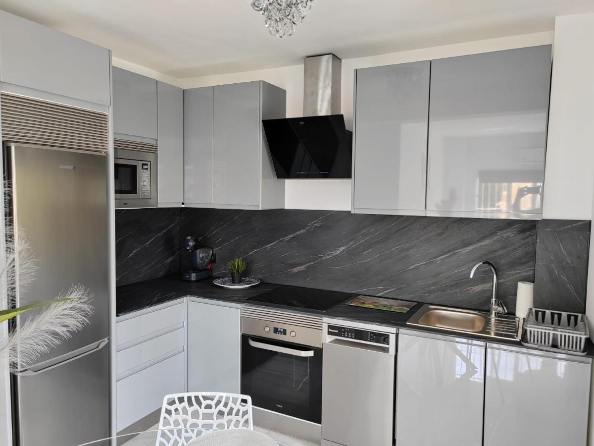 Apartamento La Torre,200M Hasta La Playa Benalmádena Eksteriør billede