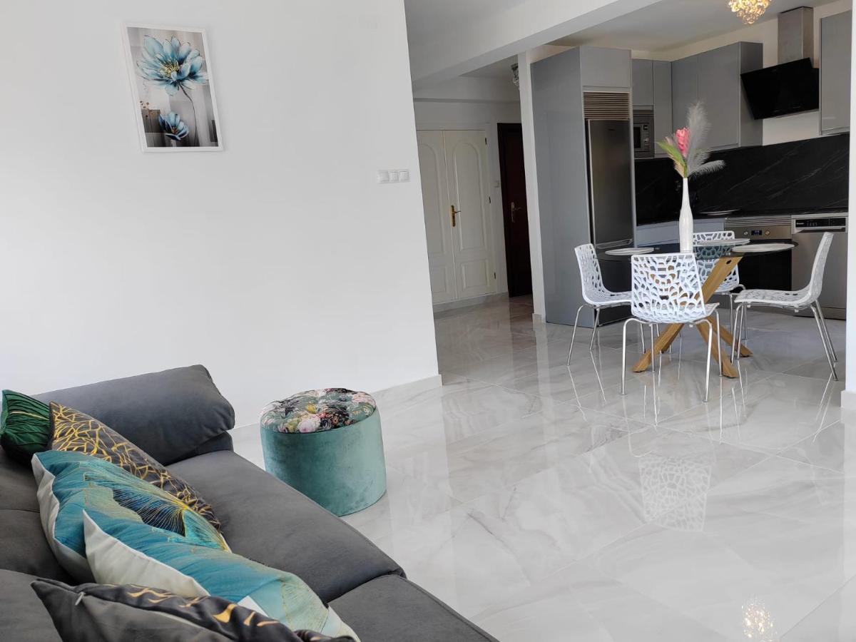 Apartamento La Torre,200M Hasta La Playa Benalmádena Eksteriør billede